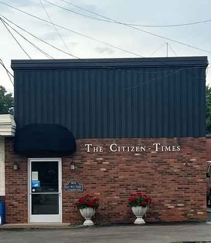 611 E Main Street Scottsville KY 42164