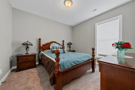 2824 Brahman Circle Bowling Green KY 42104