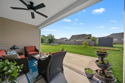 2824 Brahman Circle Bowling Green KY 42104