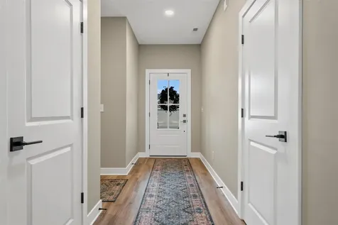 2824 Brahman Circle Bowling Green KY 42104