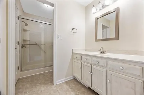 3009 Sir Willoughby Court Bowling Green KY 42104