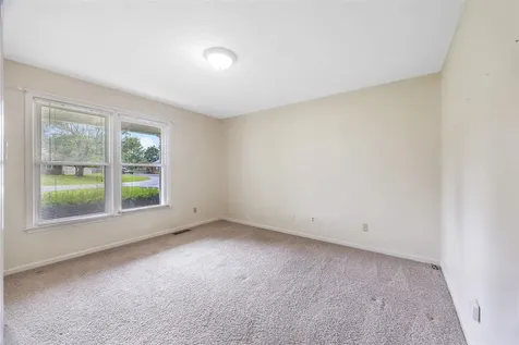3009 Sir Willoughby Court Bowling Green KY 42104