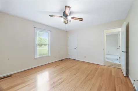 3009 Sir Willoughby Court Bowling Green KY 42104