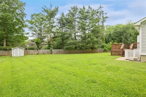 3009 Sir Willoughby Court Bowling Green KY 42104
