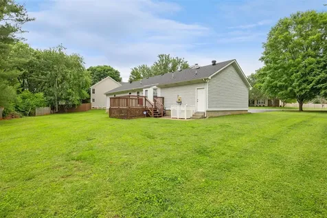 3009 Sir Willoughby Court Bowling Green KY 42104