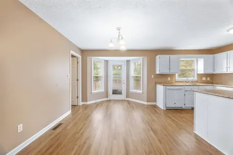3009 Sir Willoughby Court Bowling Green KY 42104