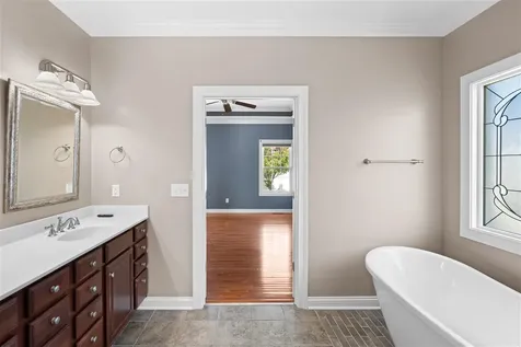 2724 Ashgate Drive Bowling Green KY 42104