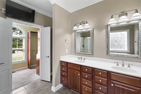 2724 Ashgate Drive Bowling Green KY 42104