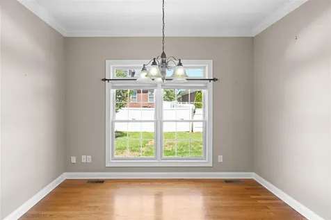 2724 Ashgate Drive Bowling Green KY 42104