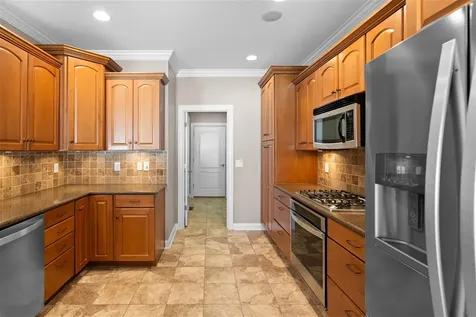 2724 Ashgate Drive Bowling Green KY 42104