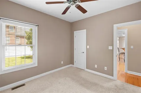 2724 Ashgate Drive Bowling Green KY 42104