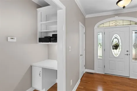 2724 Ashgate Drive Bowling Green KY 42104