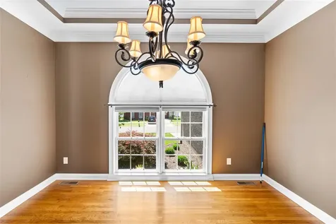 2724 Ashgate Drive Bowling Green KY 42104
