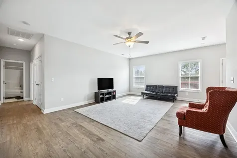 857 Sagittarius Avenue Bowling Green KY 42101