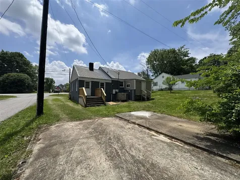 1214 W 9th Street Russellville KY 42276
