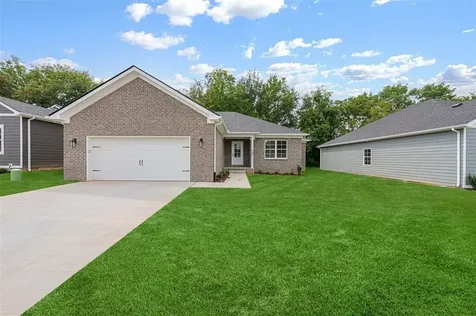 566 Pleasant Meadow Lane Bowling Green KY 42101