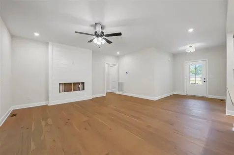 566 Pleasant Meadow Lane Bowling Green KY 42101
