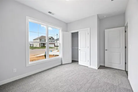 2794 Brahman Circle Bowling Green KY 42104