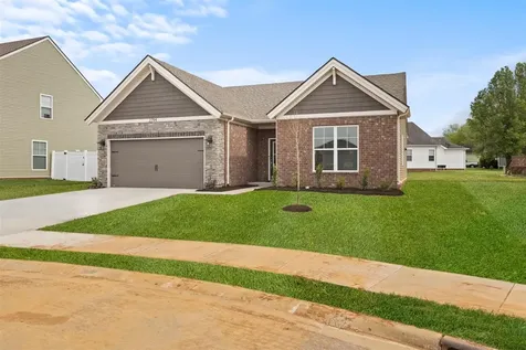 2794 Brahman Circle Bowling Green KY 42104