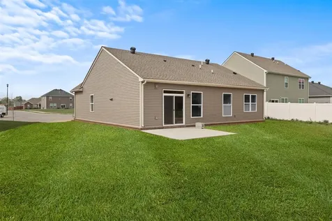 2794 Brahman Circle Bowling Green KY 42104