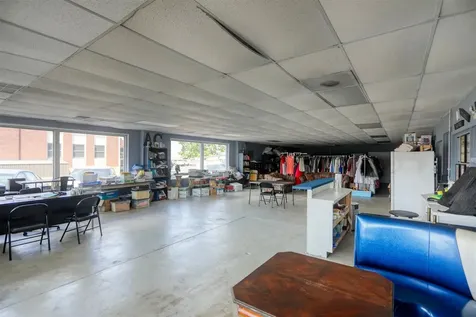 208 N Main Street Franklin KY 42134-1839
