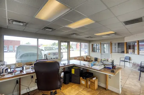 208 N Main Street Franklin KY 42134-1839