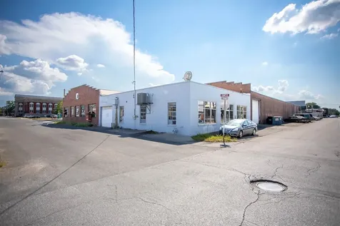 208 N Main Street Franklin KY 42134-1839