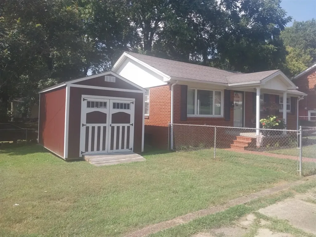 313 Reynolds Street Central City KY 42330