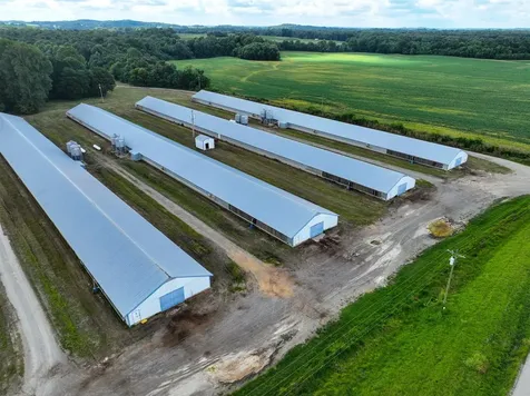 1432 State Route 797 Calhoun KY 42327