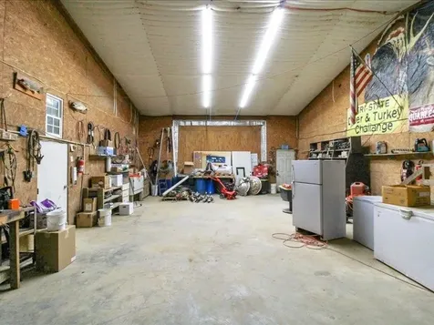 1432 State Route 797 Calhoun KY 42327