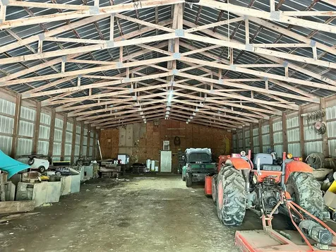1432 State Route 797 Calhoun KY 42327