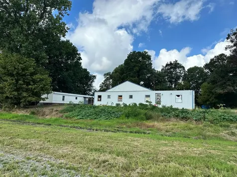 1432 State Route 797 Calhoun KY 42327