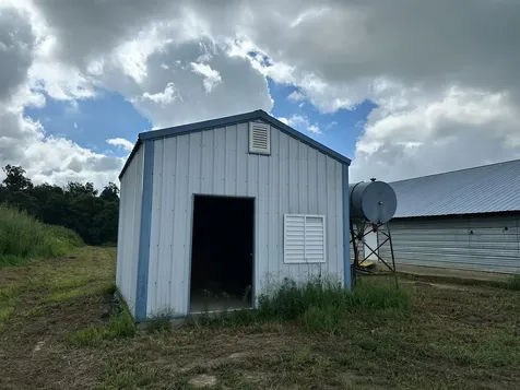 1432 State Route 797 Calhoun KY 42327