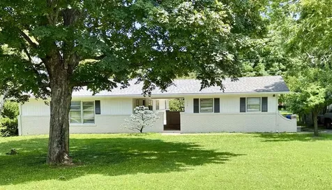 724 Hampton Drive Bowling Green KY 42103