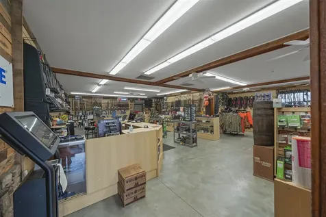 4848 Scottsville Road Bowling Green KY 42102