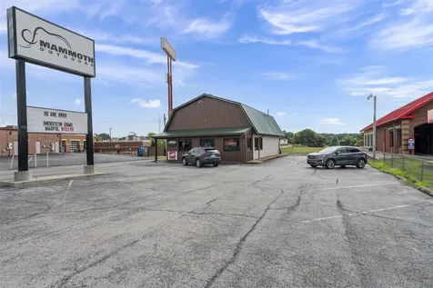 4848 Scottsville Road Bowling Green KY 42102