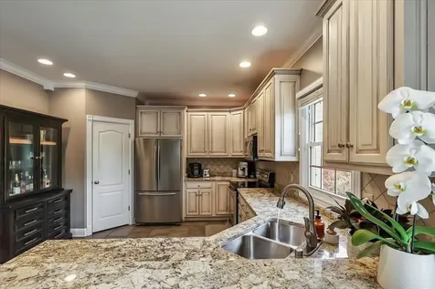 180 Talbott Drive Bowling Green KY 42103