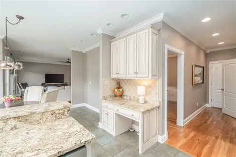 180 Talbott Drive Bowling Green KY 42103