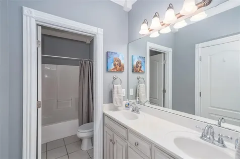 180 Talbott Drive Bowling Green KY 42103
