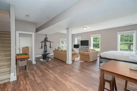180 Talbott Drive Bowling Green KY 42103