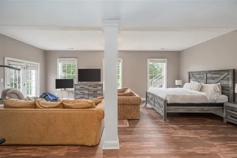 180 Talbott Drive Bowling Green KY 42103