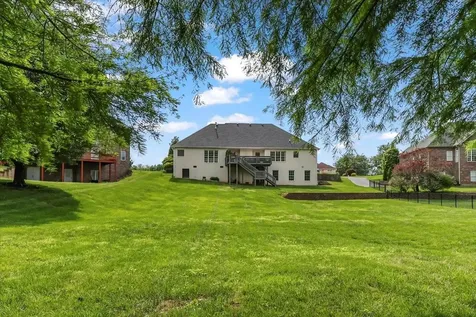 180 Talbott Drive Bowling Green KY 42103