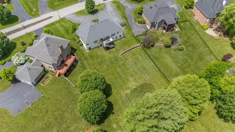 180 Talbott Drive Bowling Green KY 42103