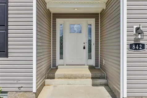 842 River Birch Court Bowling Green KY 42103