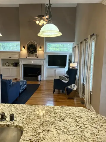 124 Sally Circle Bowling Green KY 42101