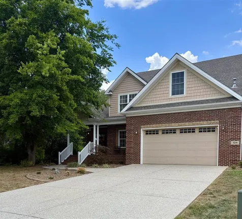 124 Sally Circle Bowling Green KY 42101