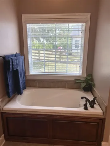 124 Sally Circle Bowling Green KY 42101