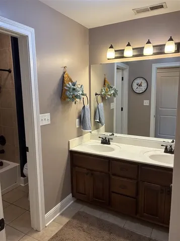 124 Sally Circle Bowling Green KY 42101