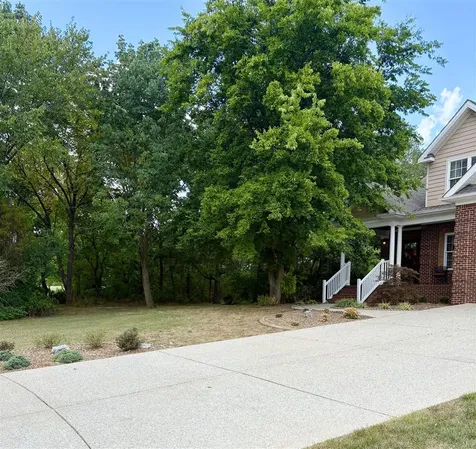 124 Sally Circle Bowling Green KY 42101