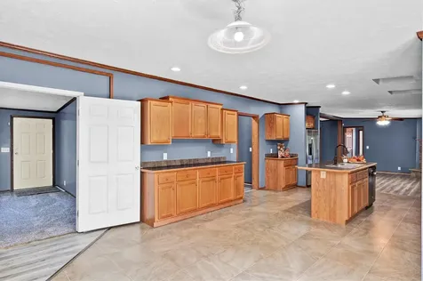 13407 Snowden Way Louisville KY 40272